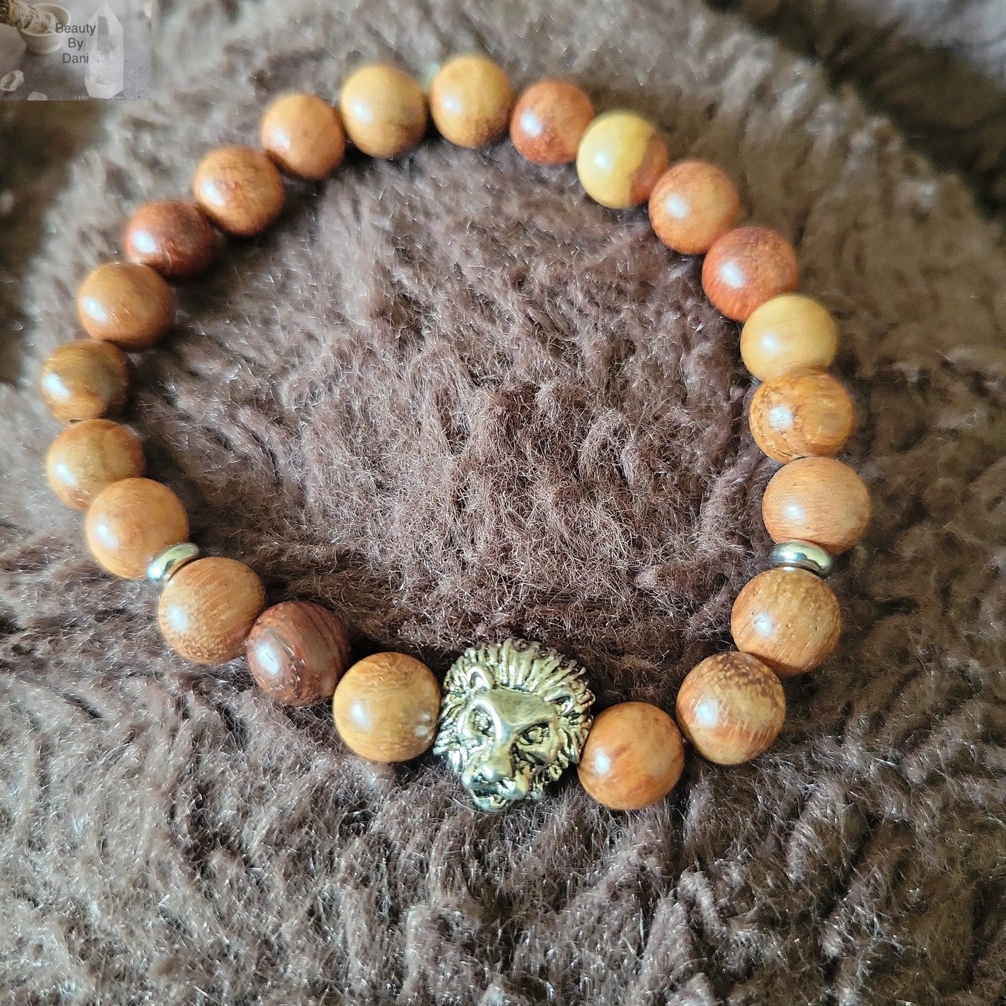 Wood Lion Bracelet - Beauty by Dani