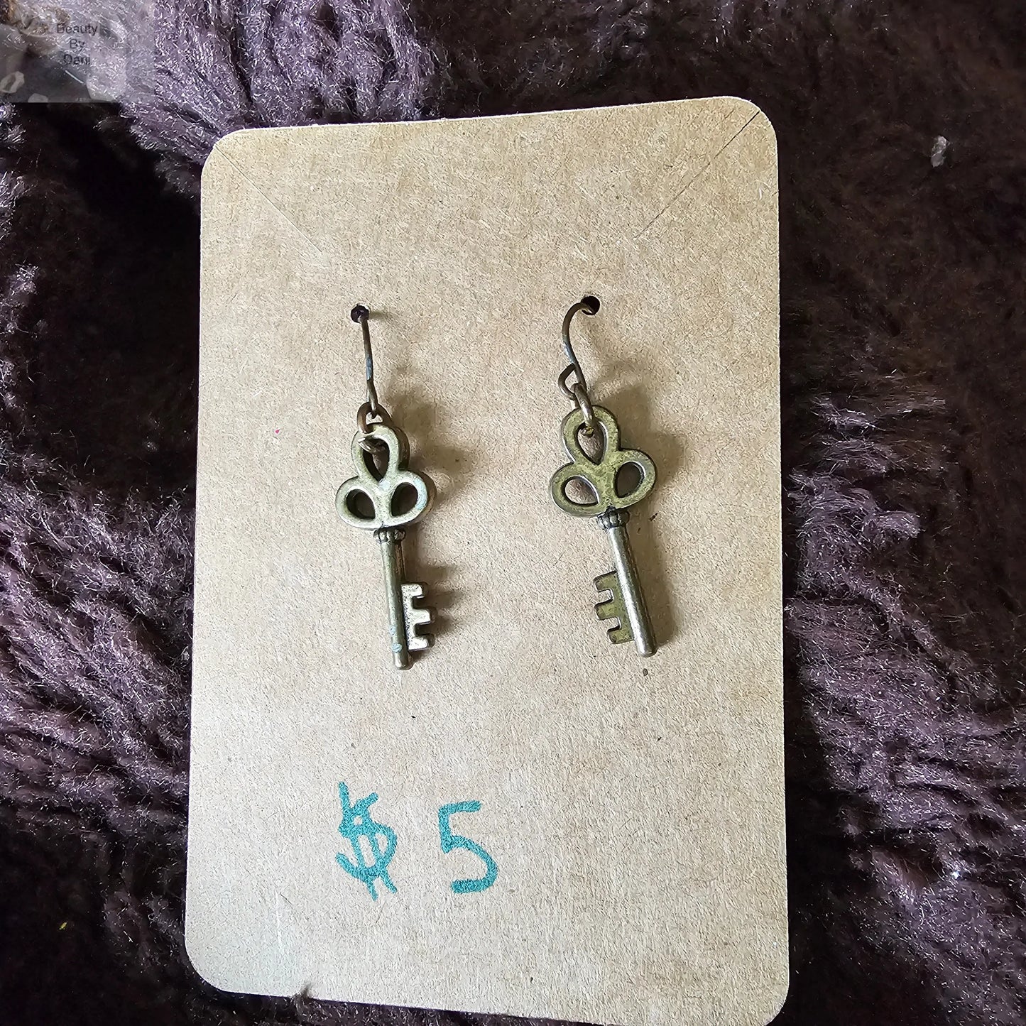 Key earrings - Beauty by Dani