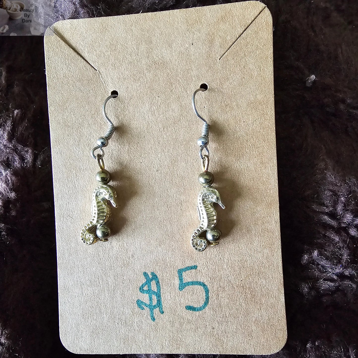 Seahorse Earrings - Beauty by Dani