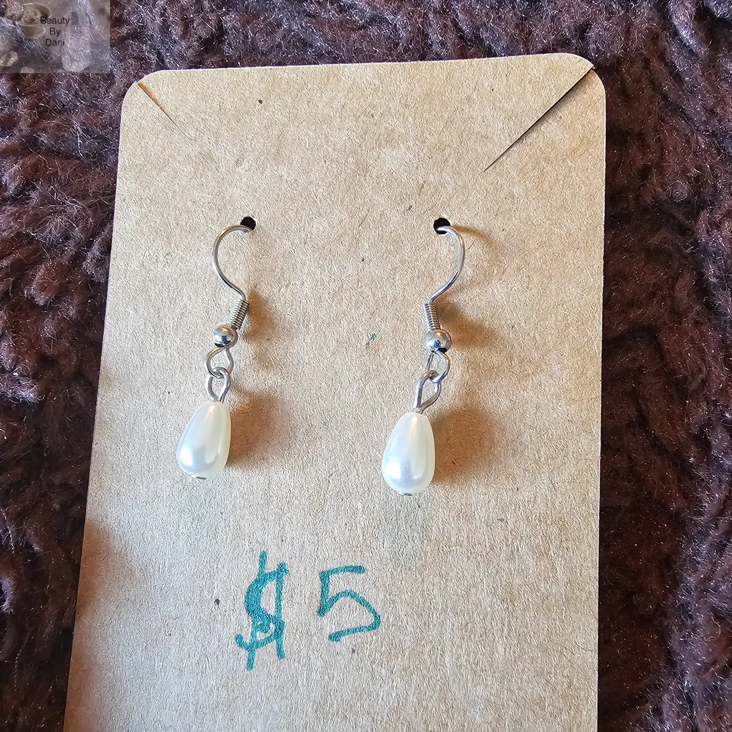 Pearl tear drop earrings - Beauty by Dani