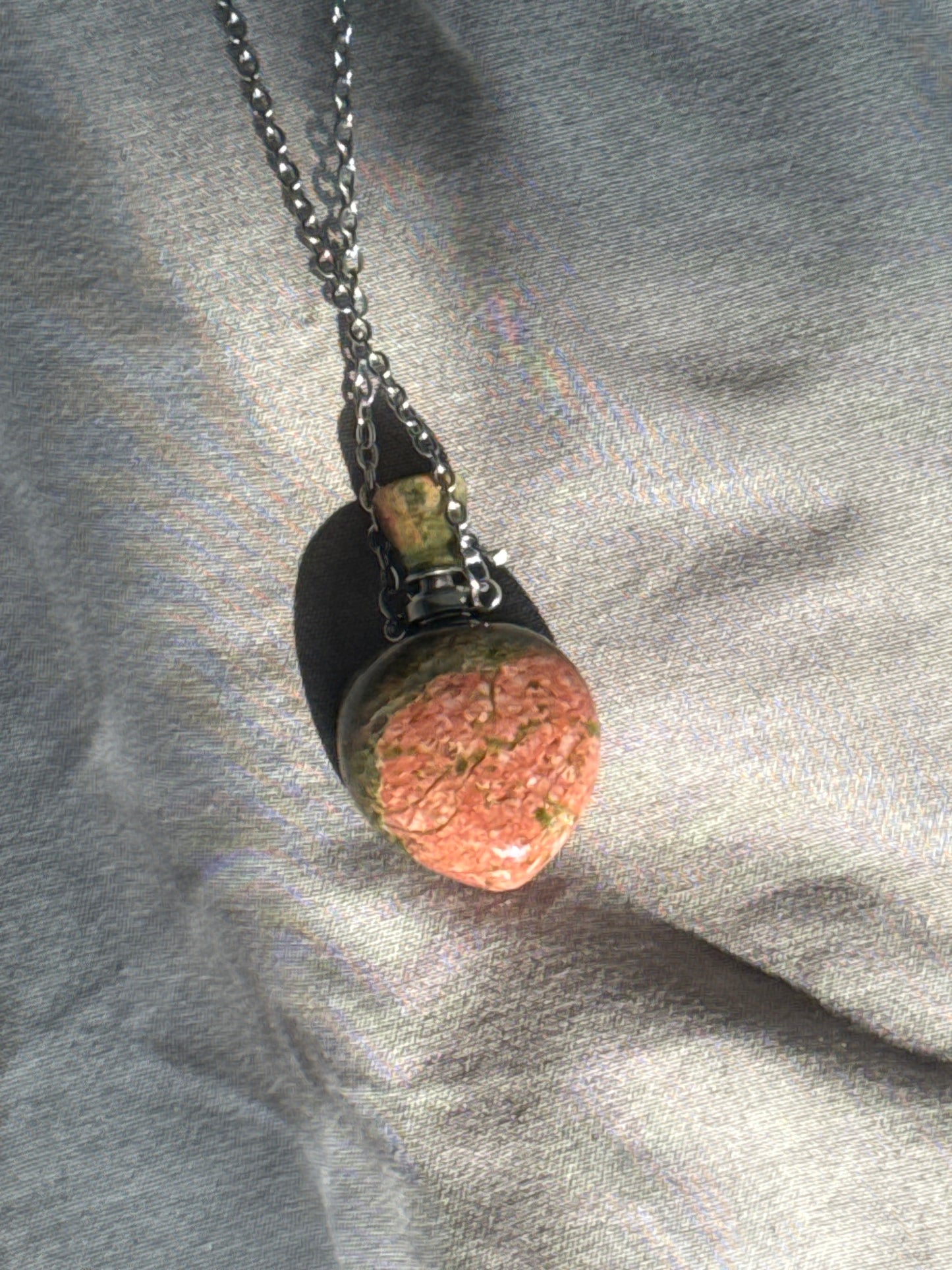 Gem Bottle Necklace for Aromatherapy