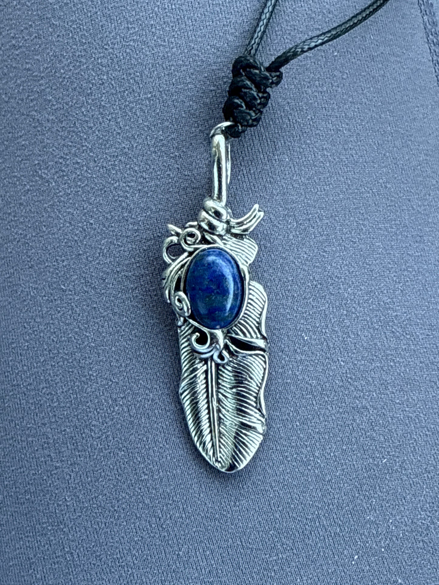 Feather Gem Inlay Necklace