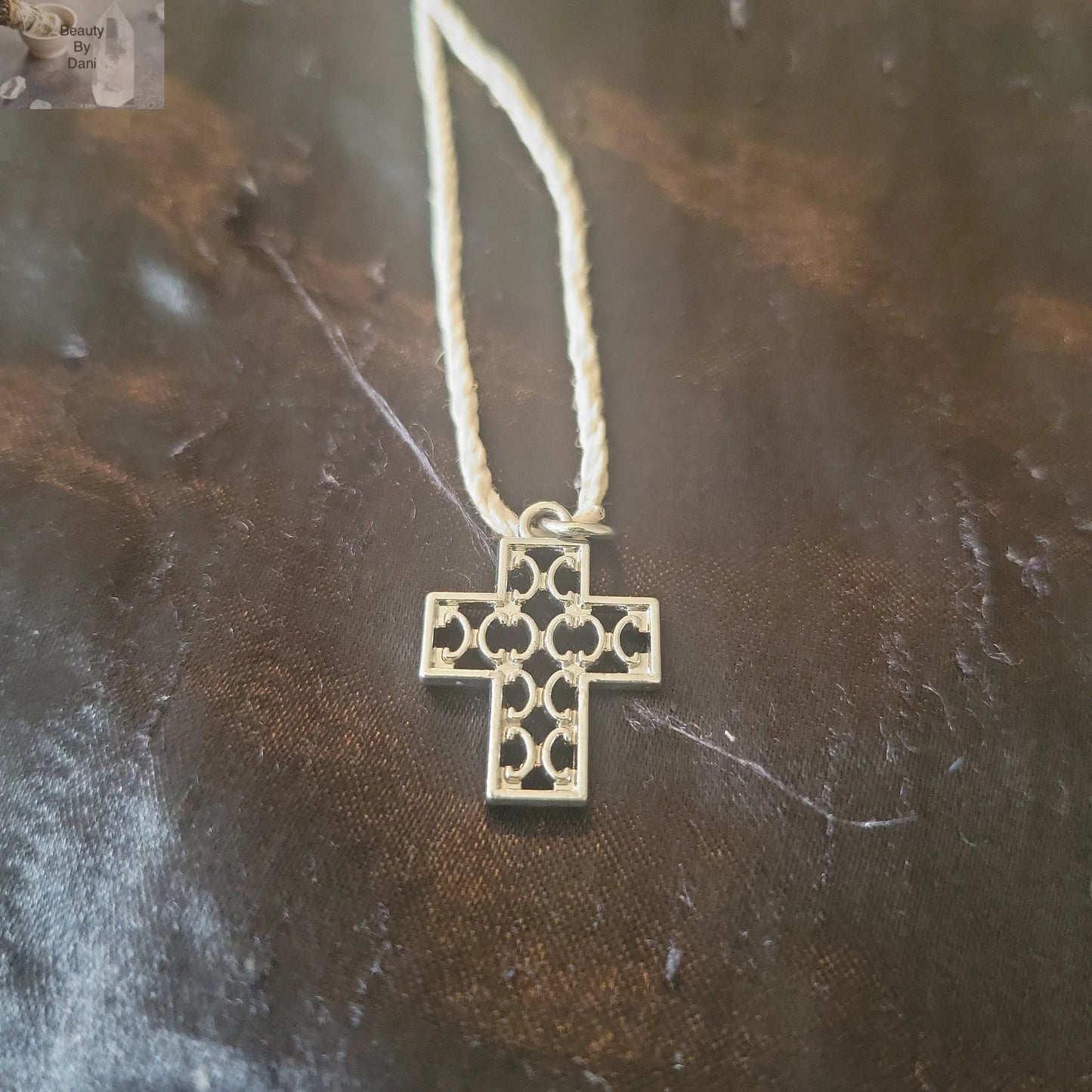 Cross Necklace (0828) - Beauty by Dani