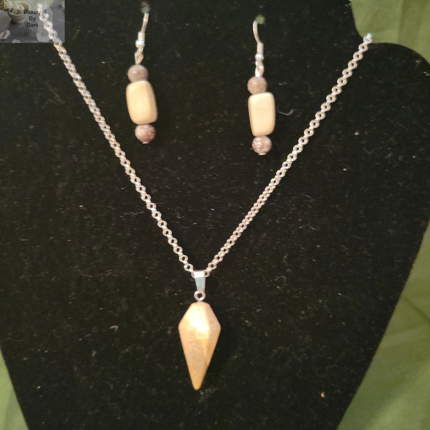 Jasper Pendant Necklace (0622) - Beauty by Dani