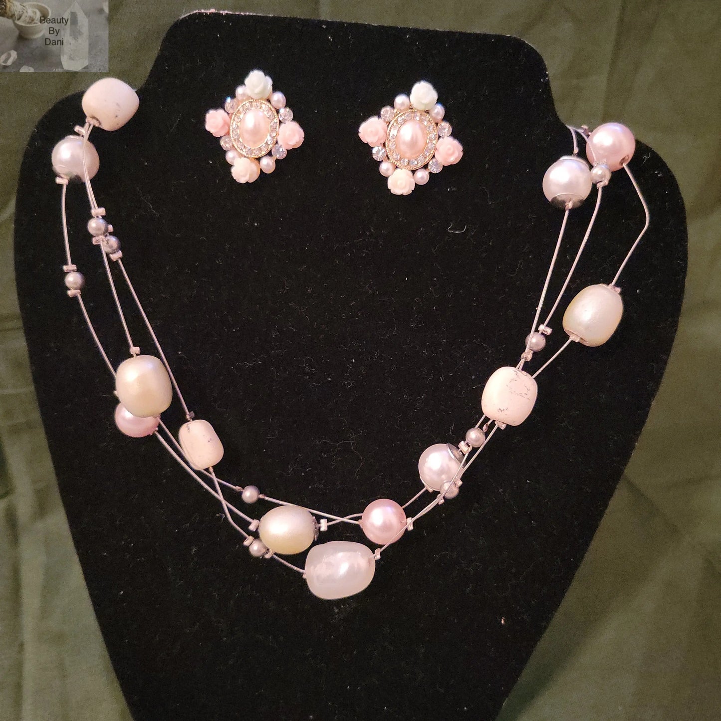 Pearl Necklace and Earrings Set (0850) - Beauty by Dani