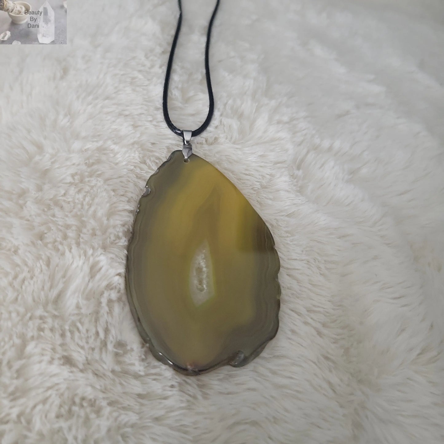 Agate Necklace - Beauty by Dani