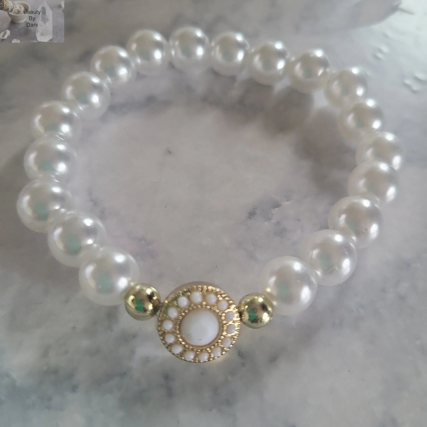 Pearl Bracelet - Beauty by Dani