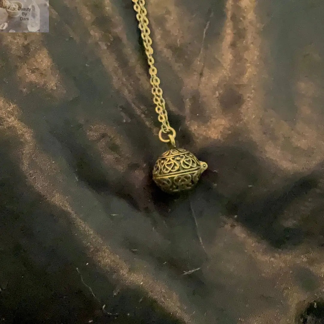 Diffuser Lava Necklace - Beauty by Dani