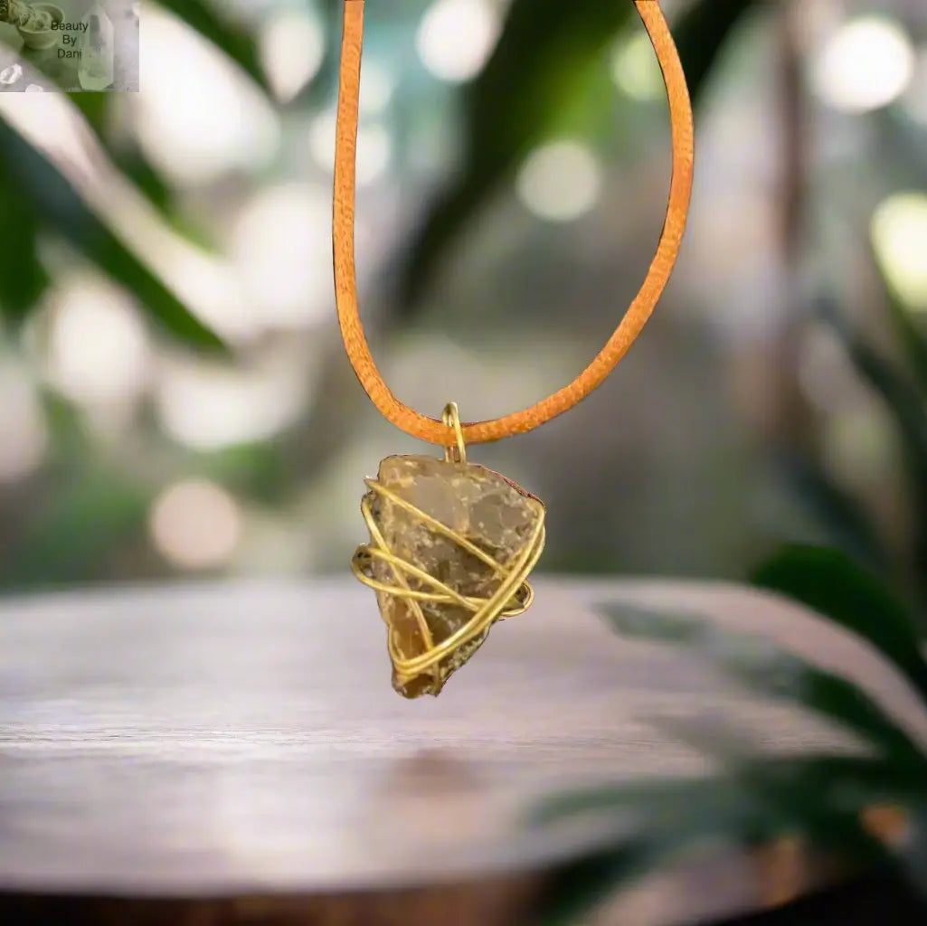 Amber Pendant Necklace - Healing Gemstone Jewelry