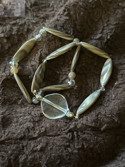 Shell Bracelet Set with Oblong Beads Beauty by Dani