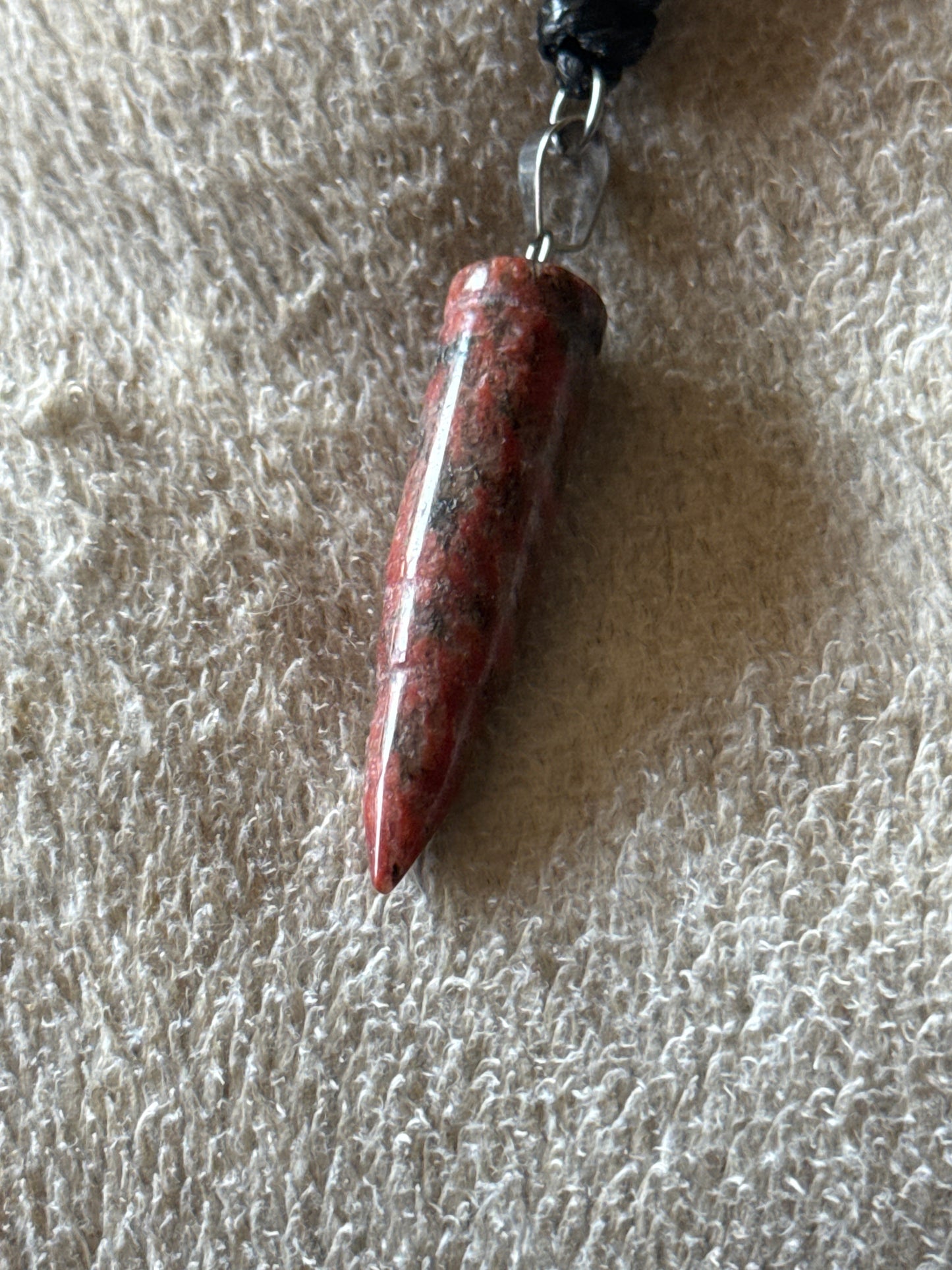 Ridged Gem Point Necklace