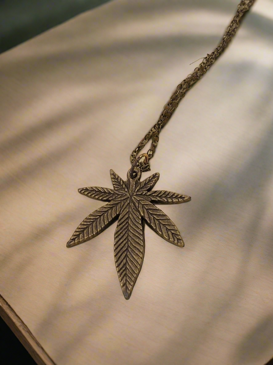 Rasta Plant Necklace - Stainless Steel Jewelry