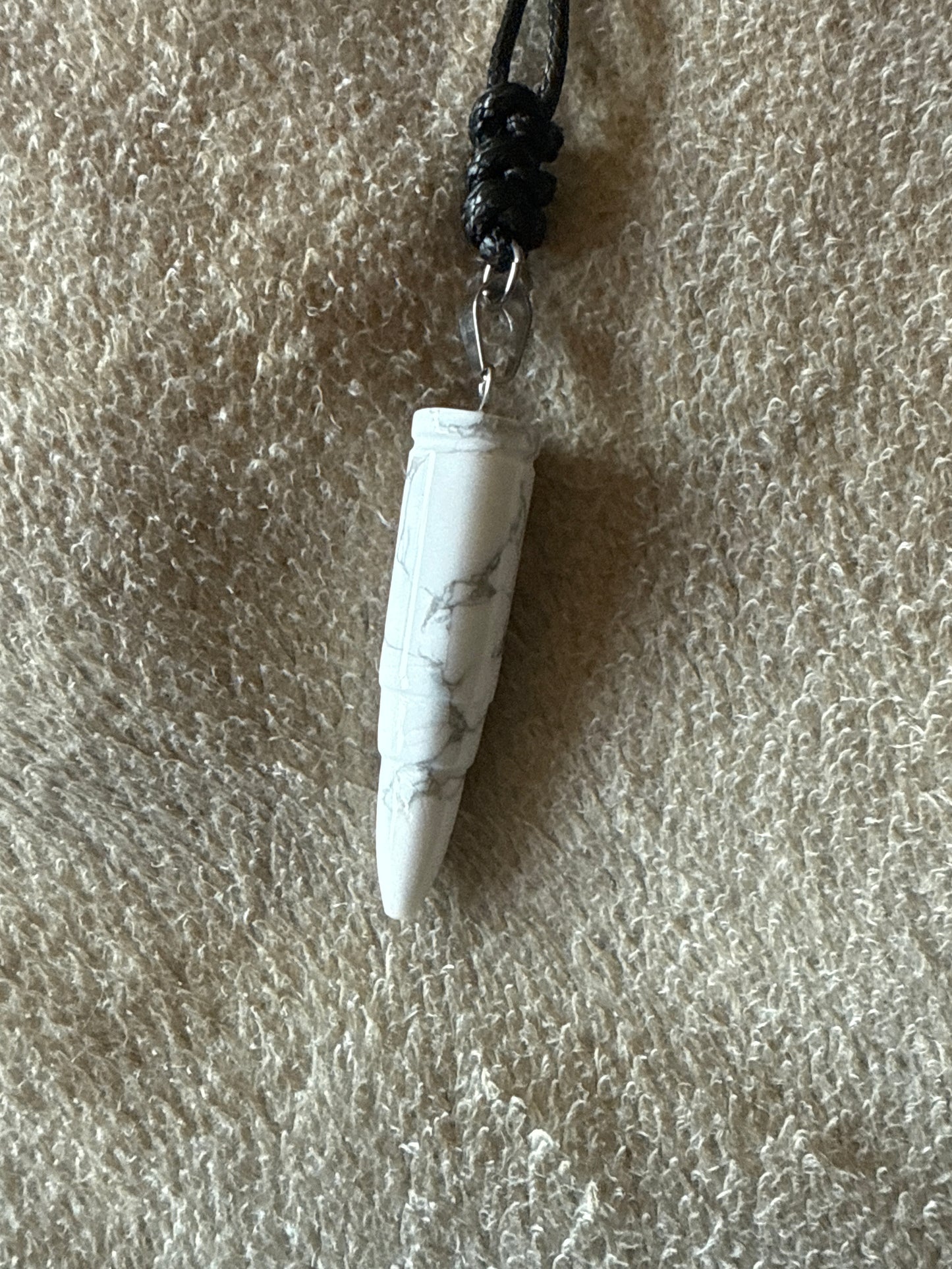 Ridged Gem Point Necklace