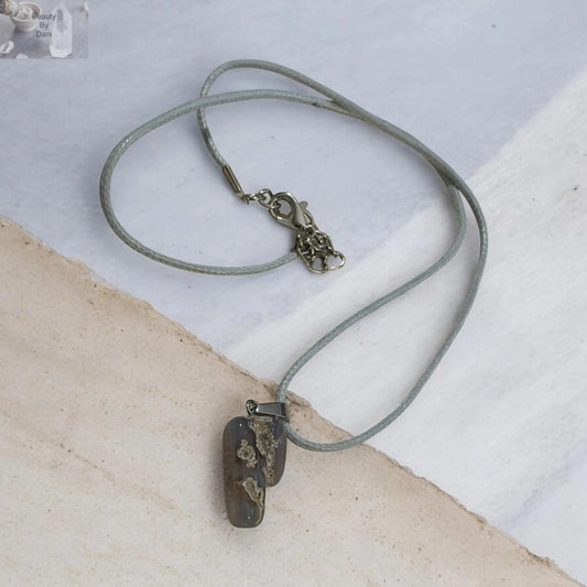 Agate Pebble Necklace on Leather Cord