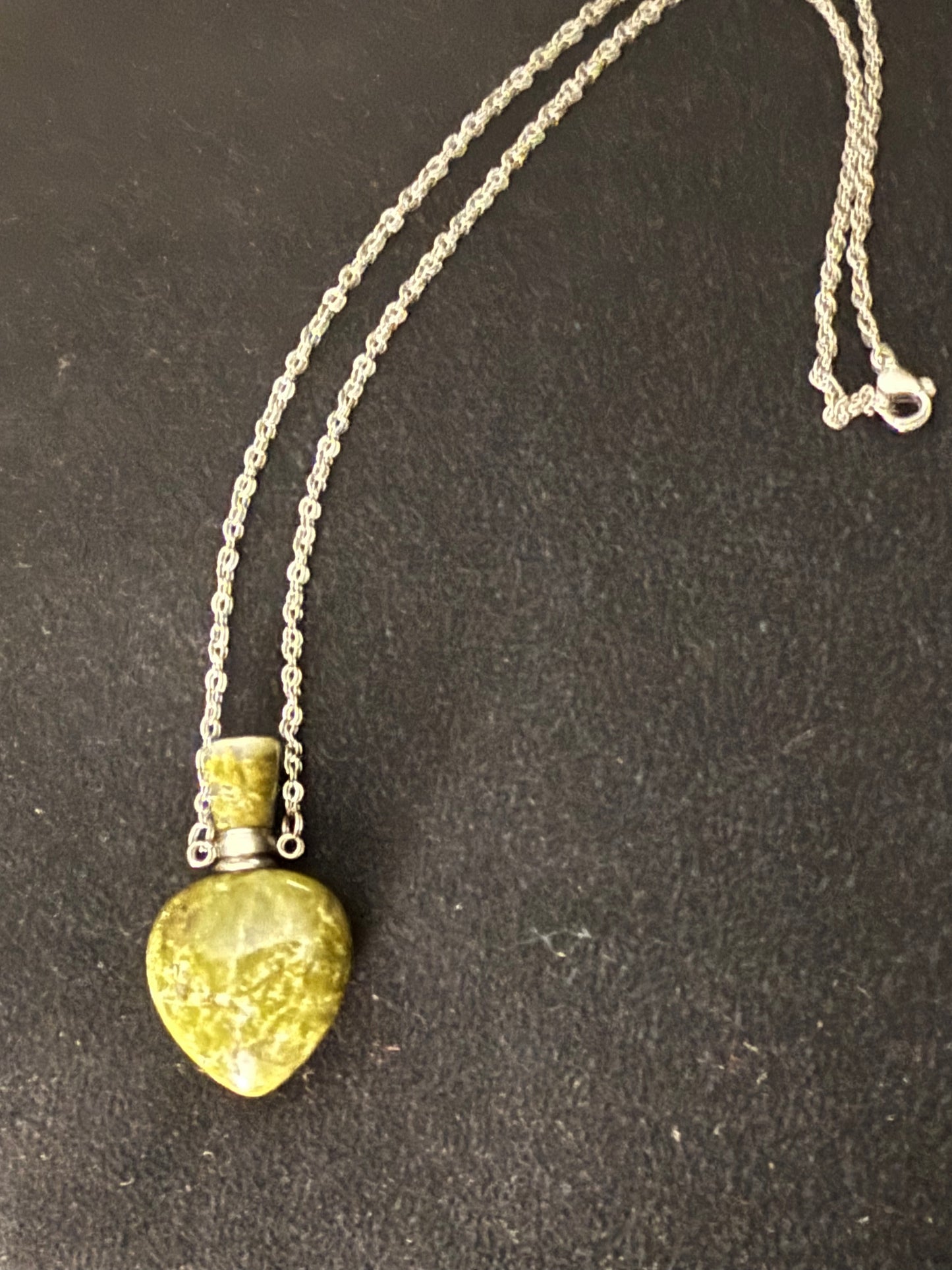 Gem Bottle Necklace for Aromatherapy