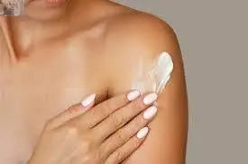 Body Cream with Essential Oils - 4oz Beauty by Dani