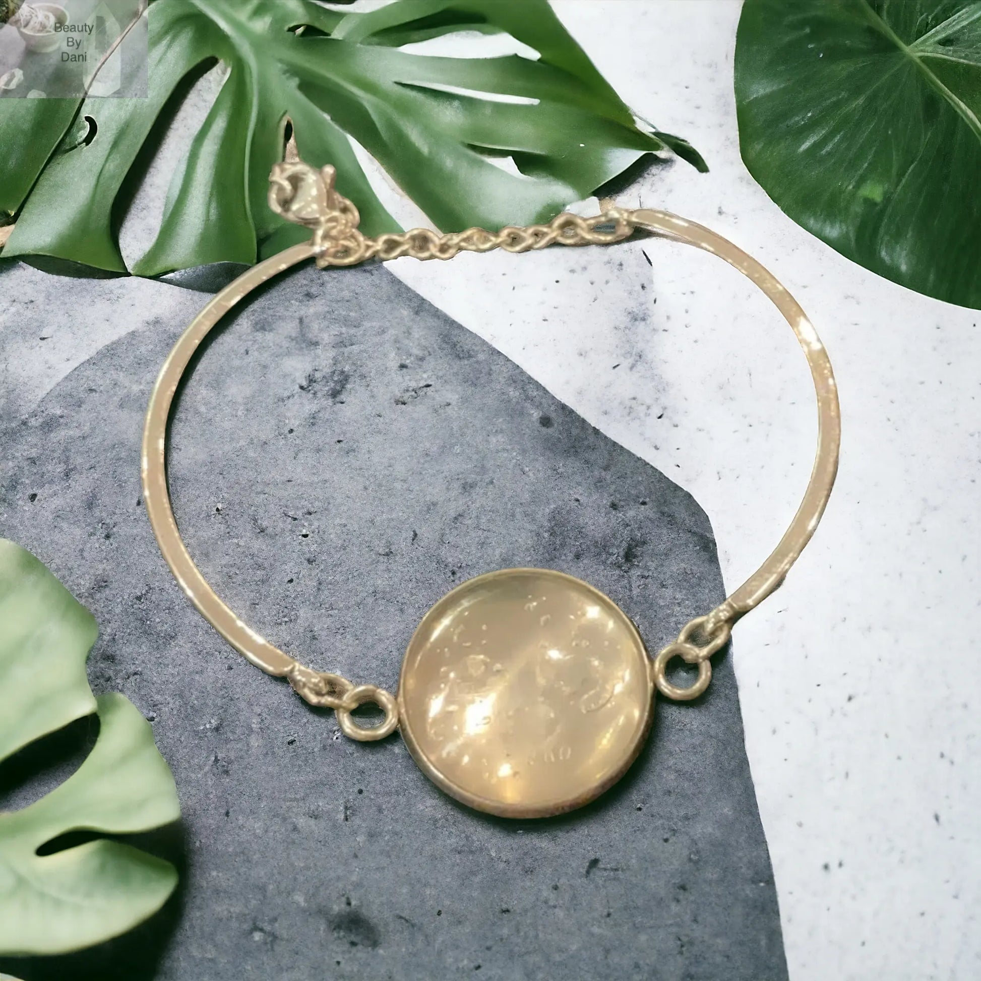 Quartz Bracelet - Beauty by Dani