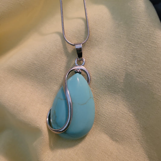 Turquoise Necklace (0365)