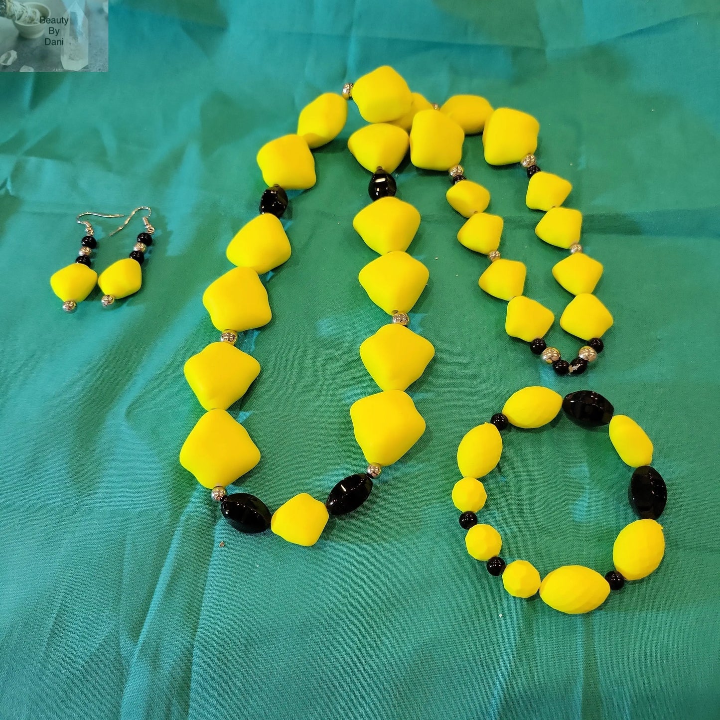 Lime Green Necklace Set (0875) - Beauty by Dani