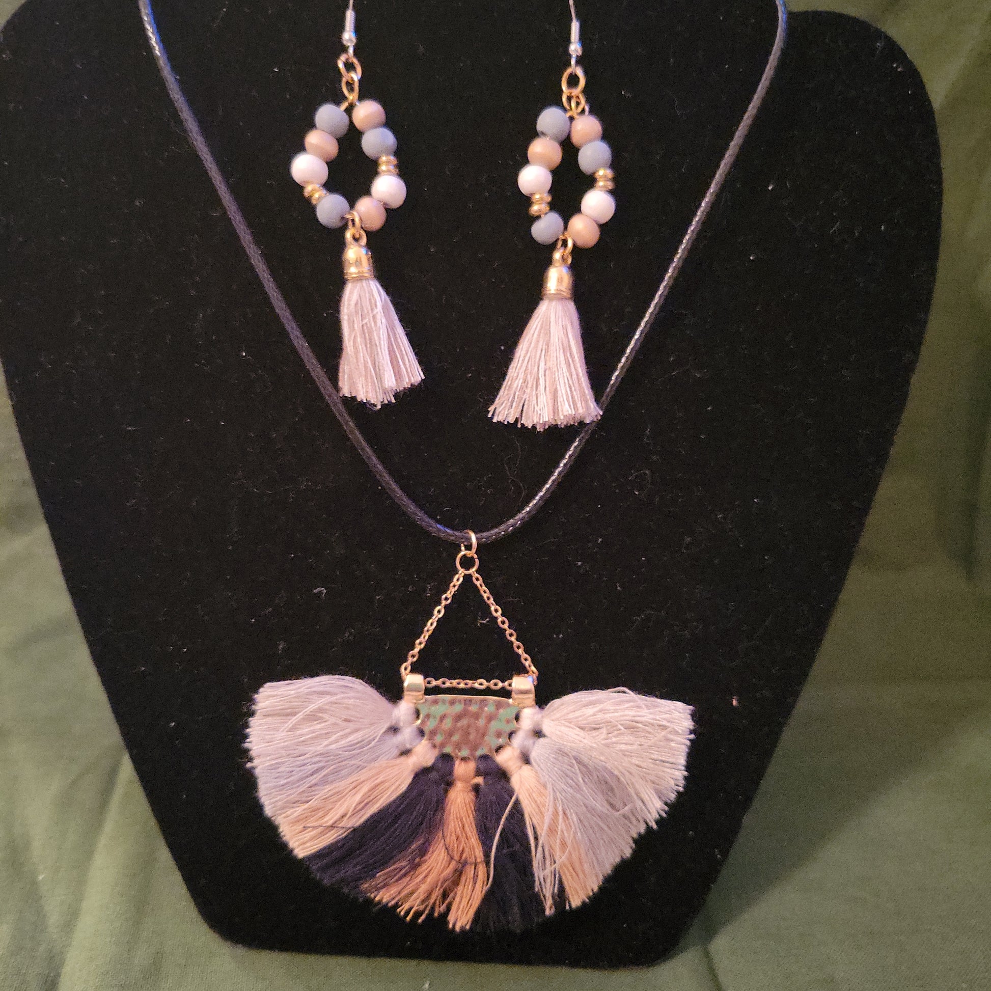 Tassel Necklace and Earrings set - Beauty by Dani