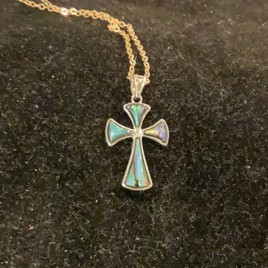 Abalone cross necklace (0190)